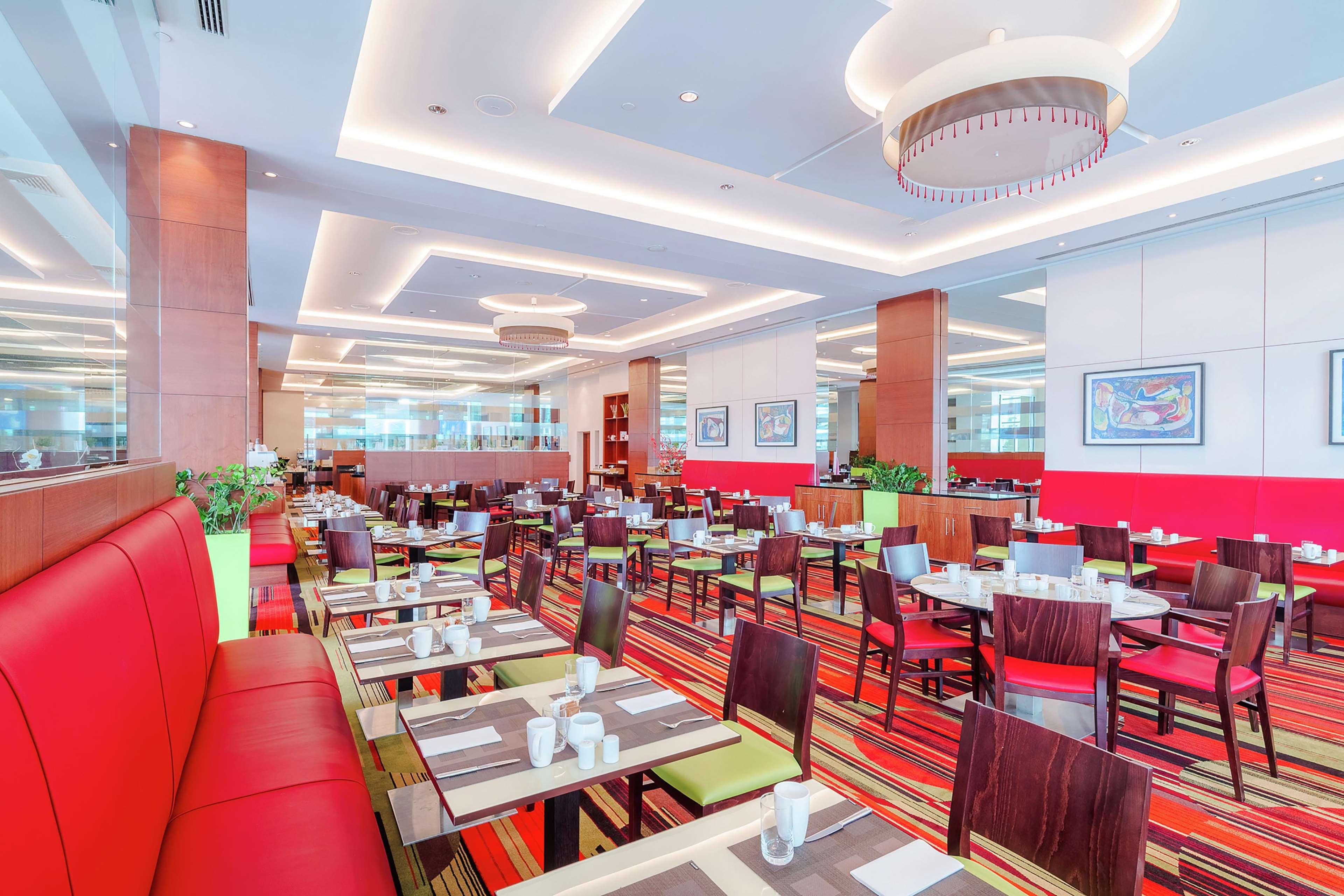 Hilton Warsaw City Hotel المظهر الخارجي الصورة