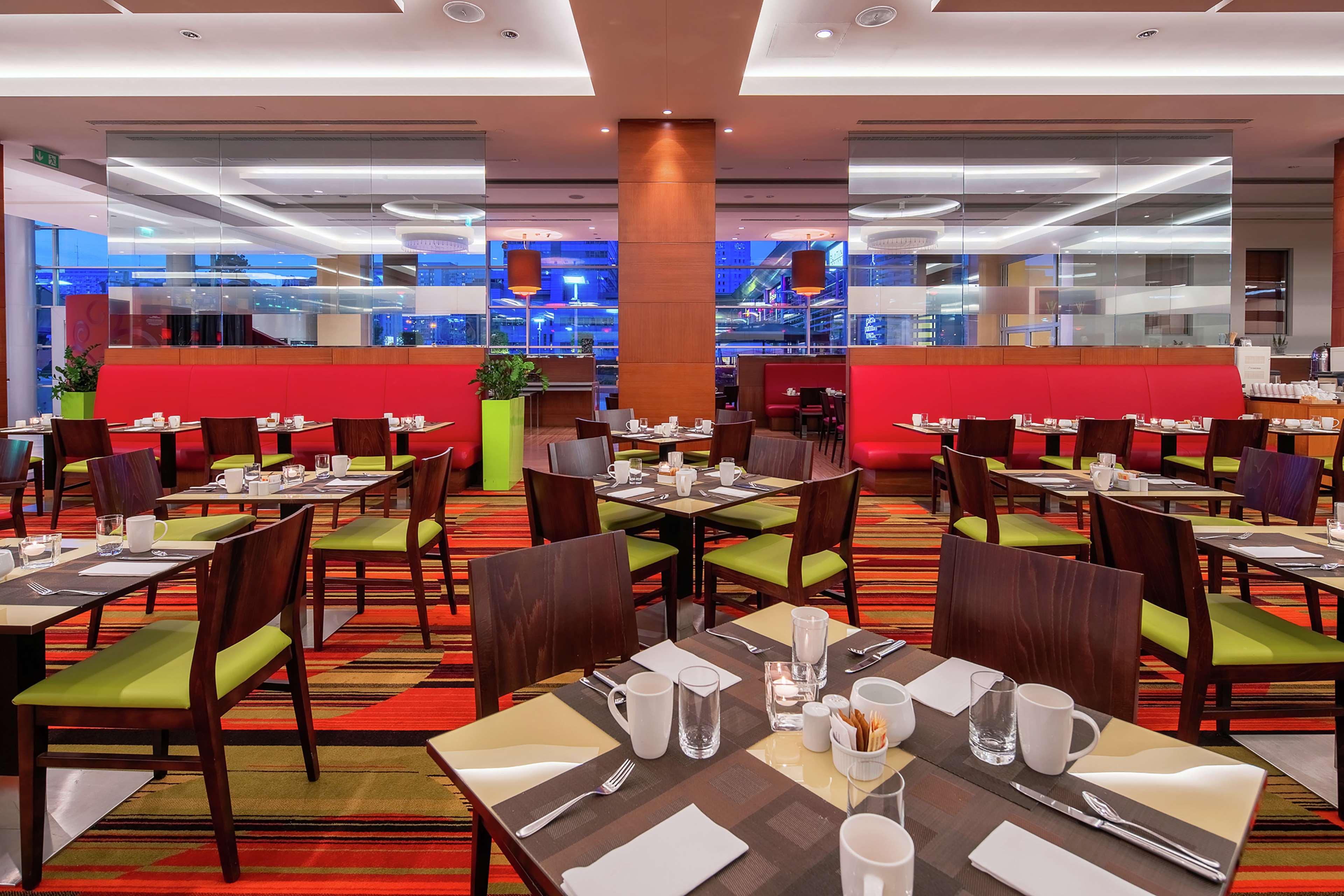 Hilton Warsaw City Hotel المظهر الخارجي الصورة