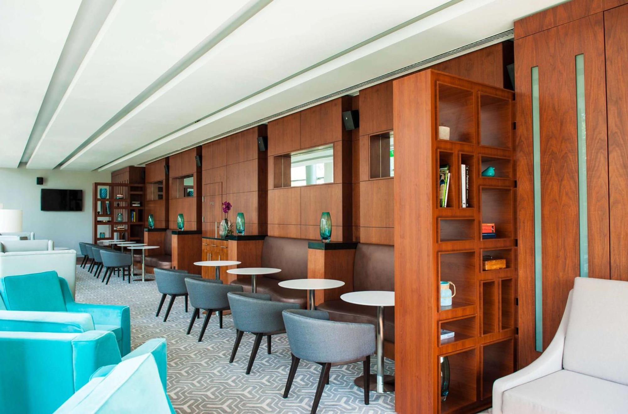 Hilton Warsaw City Hotel المظهر الخارجي الصورة