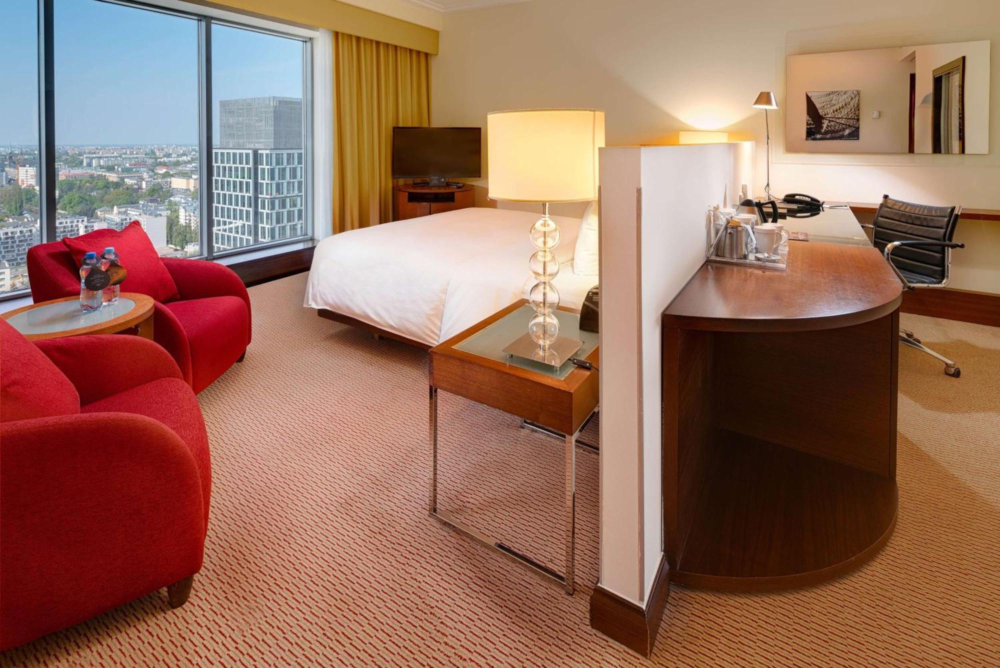 Hilton Warsaw City Hotel المظهر الخارجي الصورة