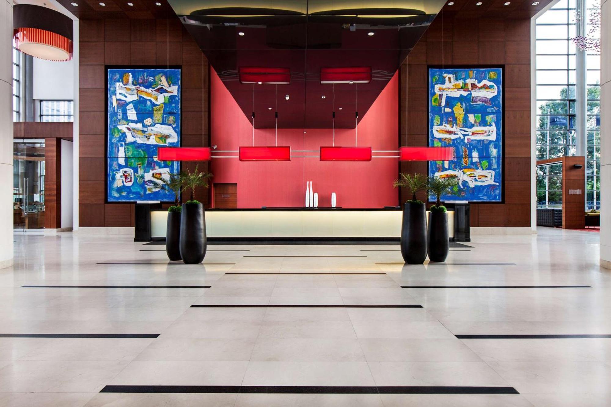 Hilton Warsaw City Hotel المظهر الخارجي الصورة